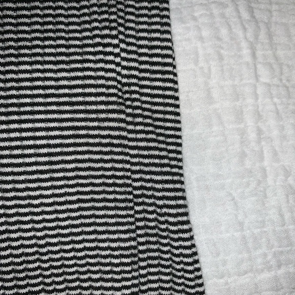 Lace up tee - Picture 2 of 3